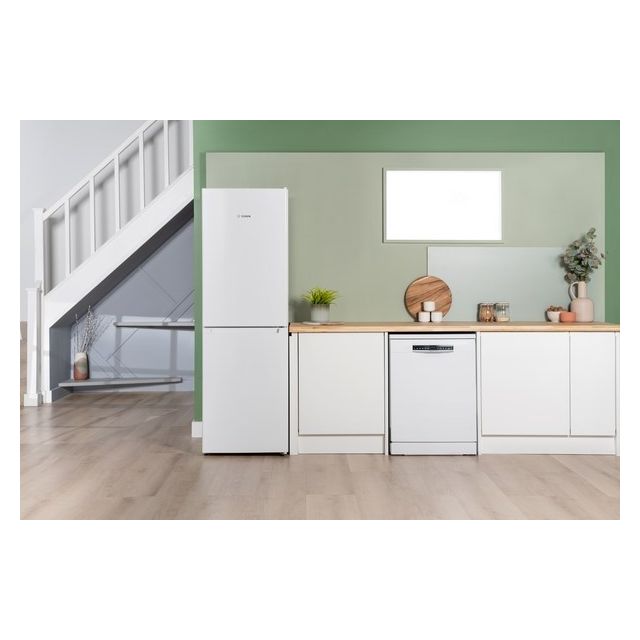Bosch KGN34NWEAG, Free-standing fridge-freezer with freezer at bottom